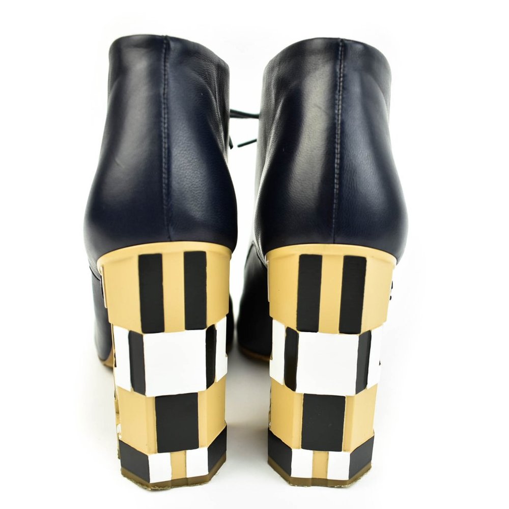 CHANEL: Navy Blue, Leather & "CC" Logo Ankle Boots - Picture 6 of 8